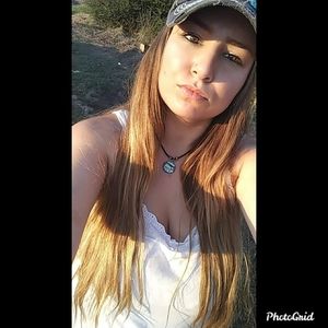 Meet your Posher, Brittney